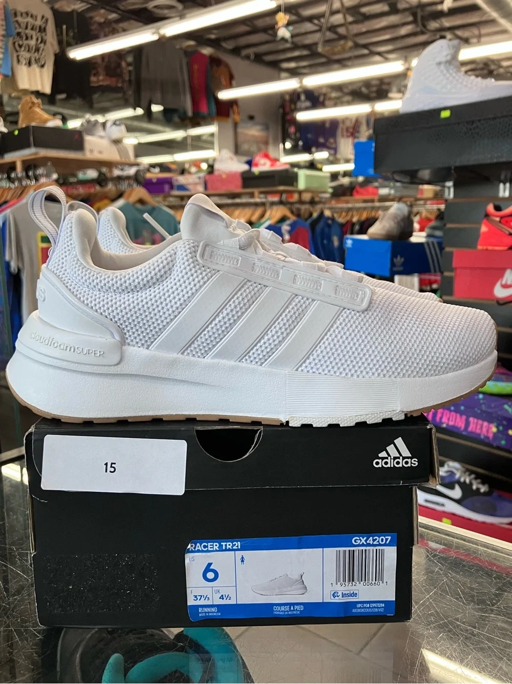 Women’s Adidas Racer TR21 White Gum Size 6
